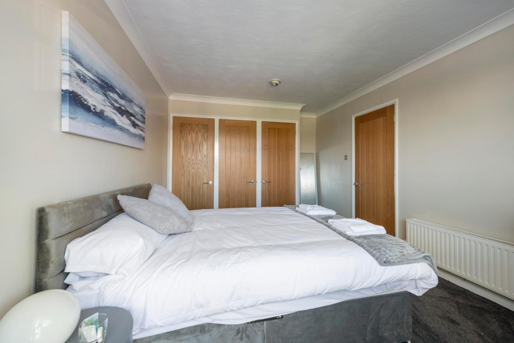 5 Bedroom Detached Beach House Poole Εξωτερικό φωτογραφία